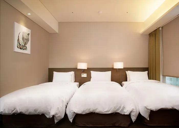 Manu Hotel 3*