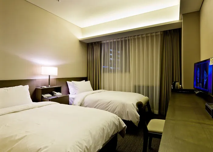 Manu Hotel 3*