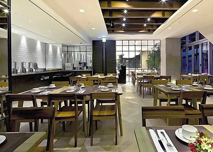 Manu Hotel 3*