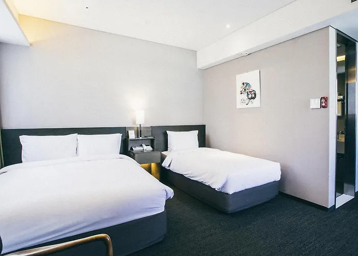 Hotel Manu